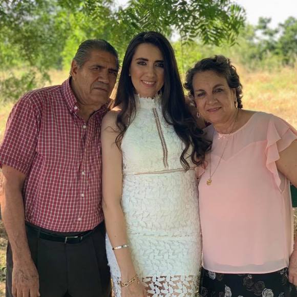 Meet your Posher, Nena - Picture 1 of 1